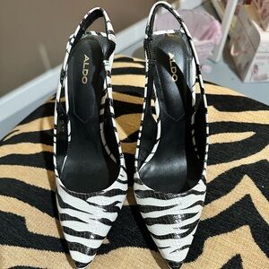 Zebra heels